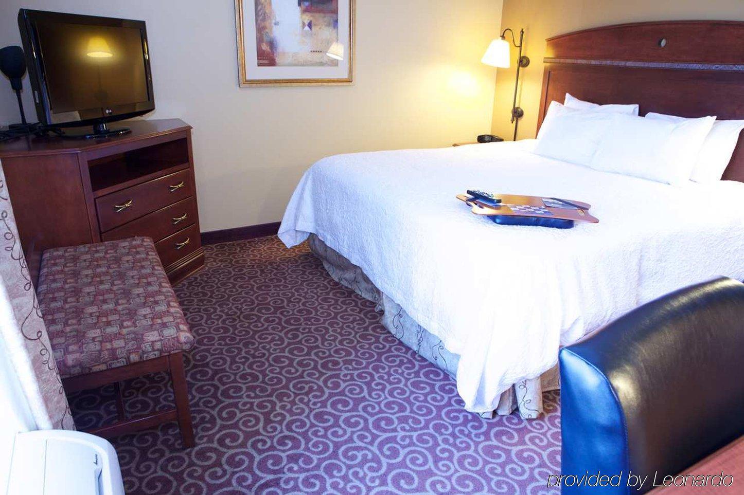Hampton Inn By Hilton Litchfield Exterior foto